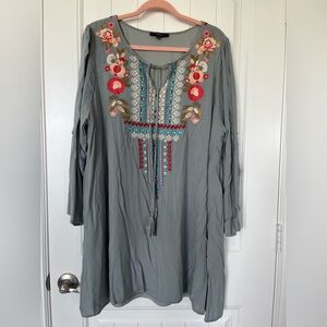 Andree by Unit Women’s Rayon Dress Plus Size 2X Blue-Gray Embroidered, Pockets